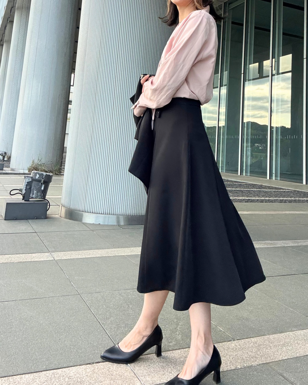 【BLACKFRIDAY対象商品】【残りわずか】【即日発送】ボタンモチーフスカート｜レディーススーツ専門店 soyseed market