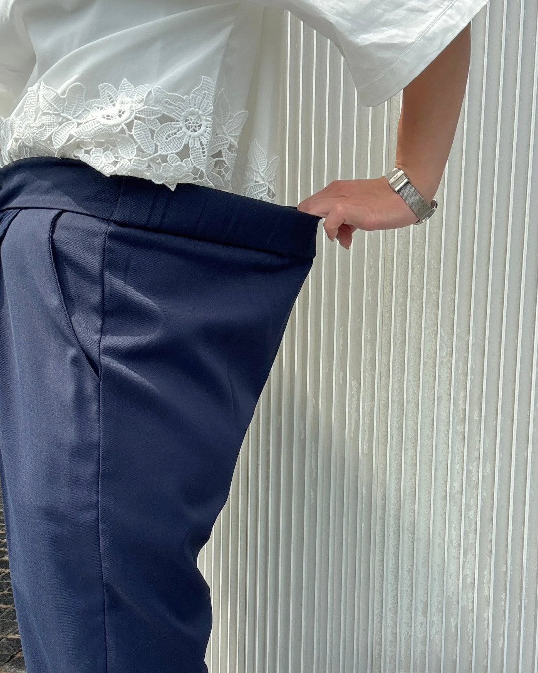 軽やかストレッチセットアップのパンツゴム